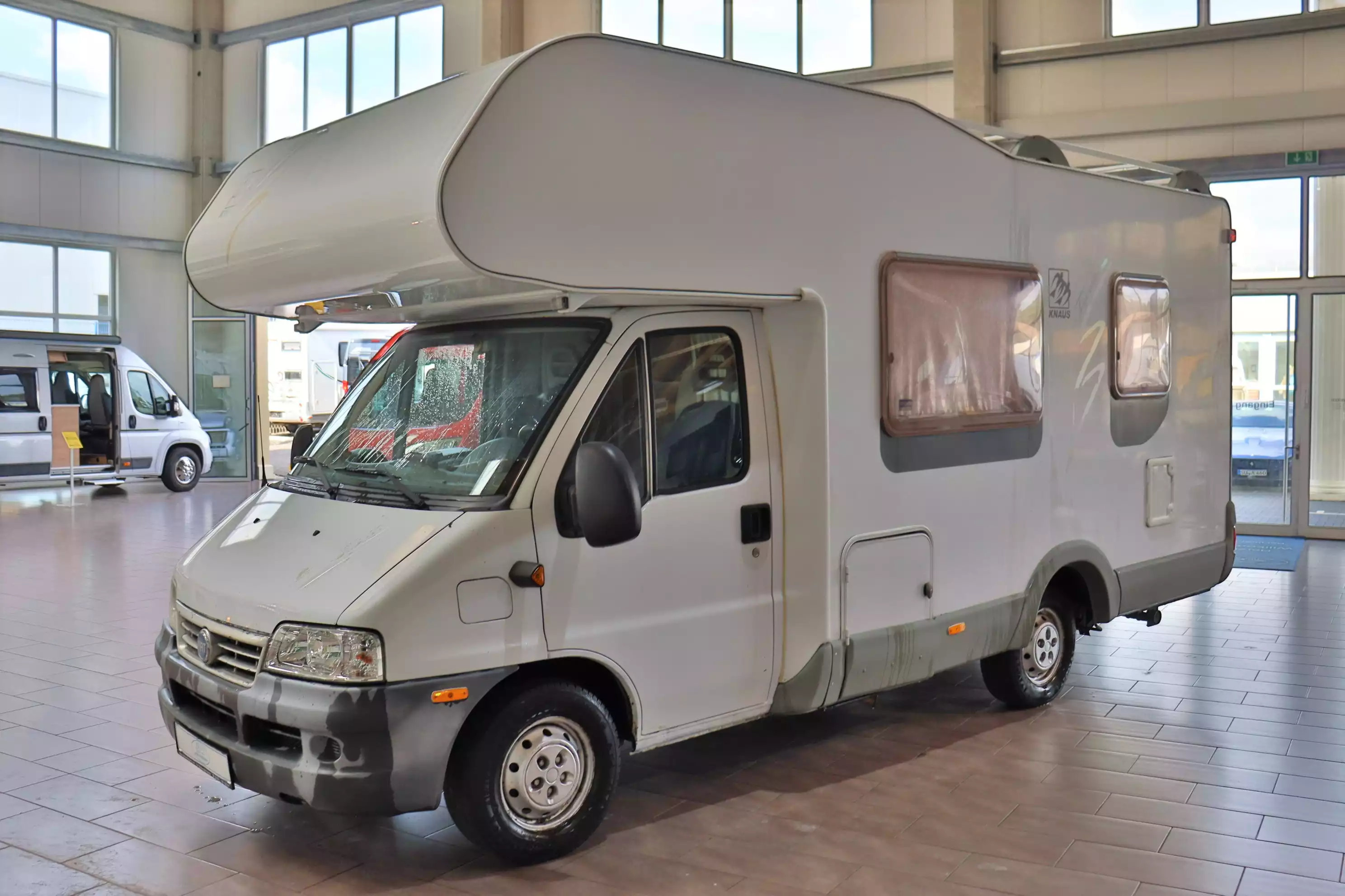 KNAUS Sun Traveller 605 DKG